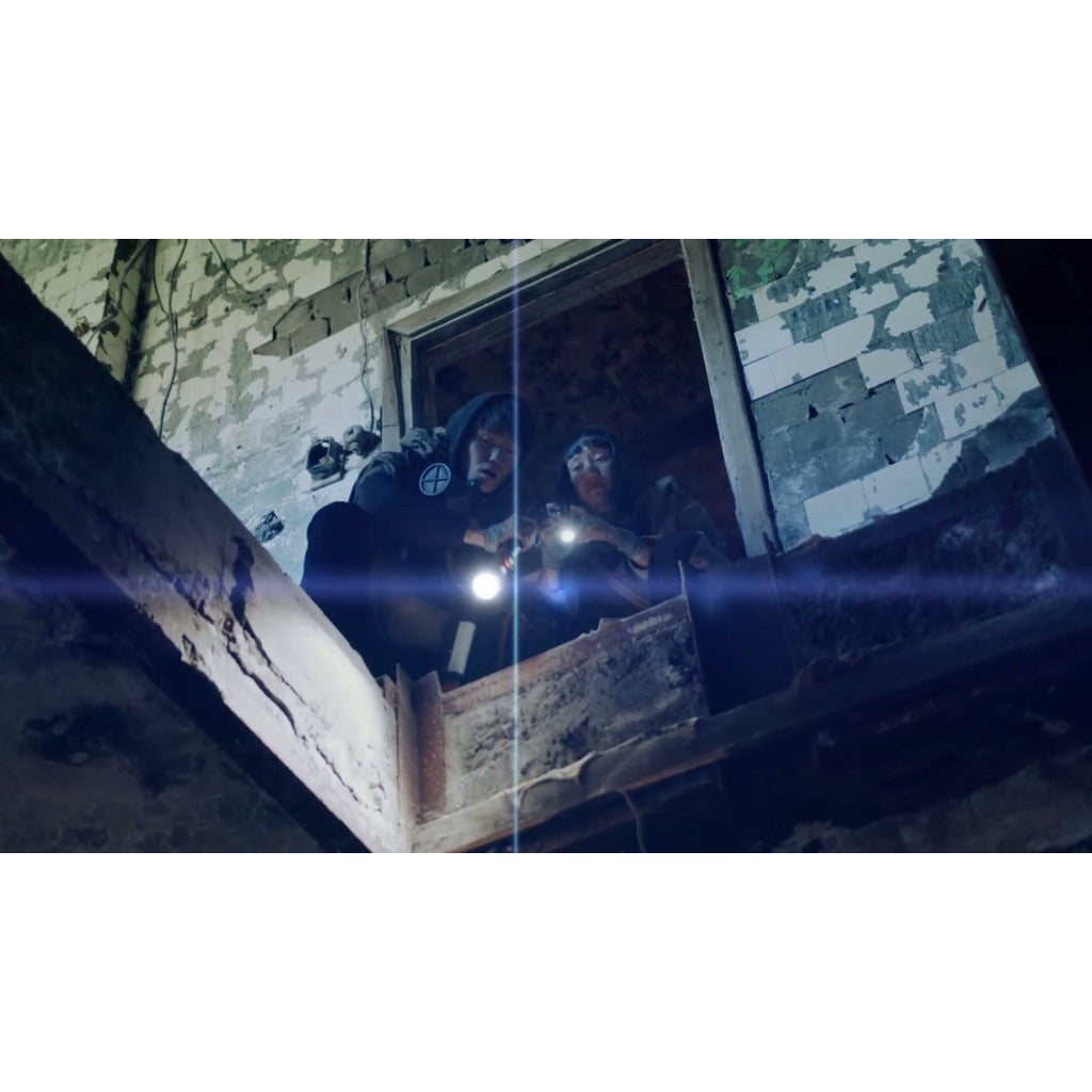 ✨ Anamorphic Lens Flares | Cinematic Light Glow Generator [MICHIGO STUDIO]